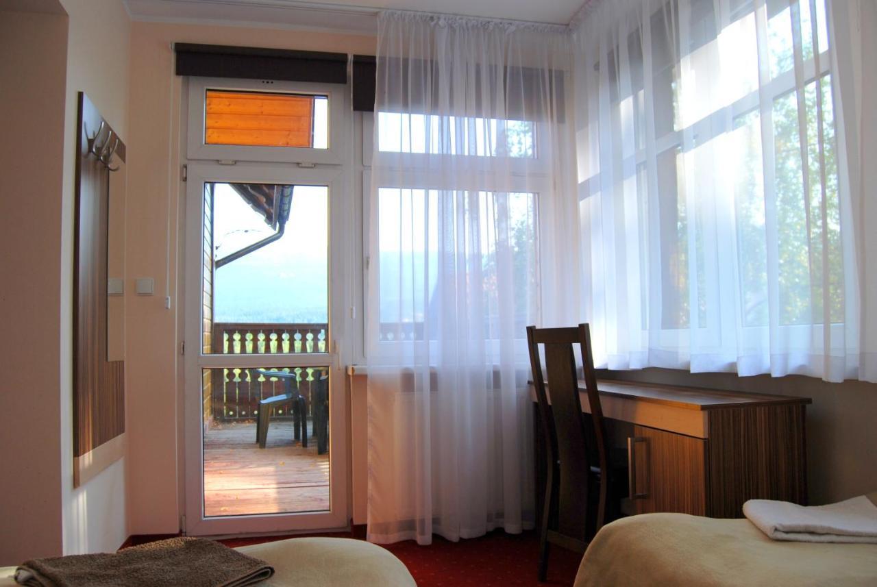 Willa Nimfa Apartamenty W Centrum シクラルスカ・ポレンバ エクステリア 写真