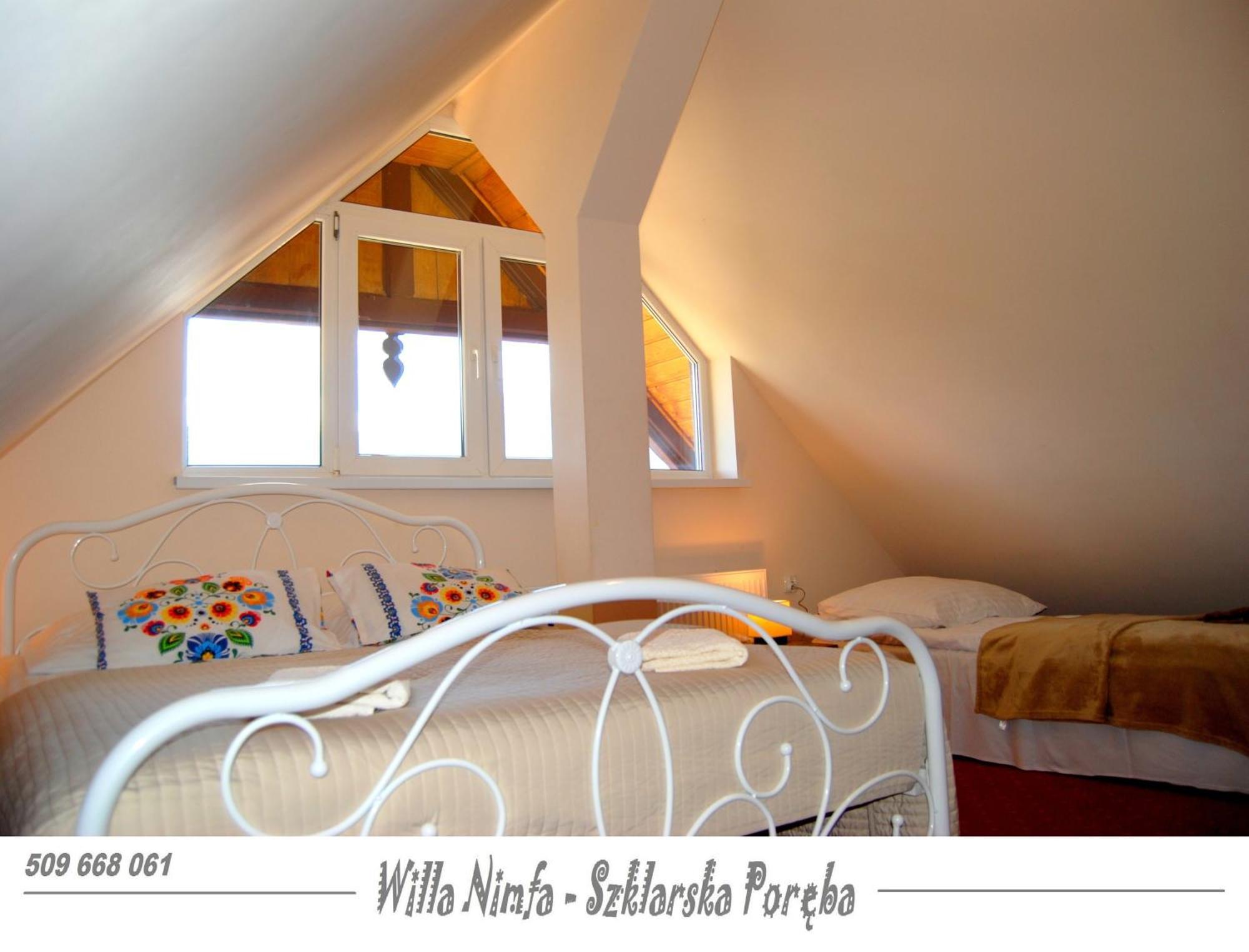 Willa Nimfa Apartamenty W Centrum シクラルスカ・ポレンバ エクステリア 写真